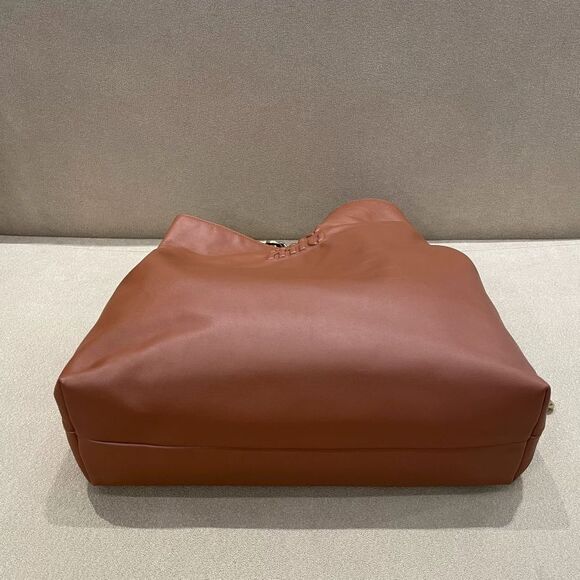 Miu Miu Women Pre-Loved Bag Very Good Condition - Picture 5 of 6